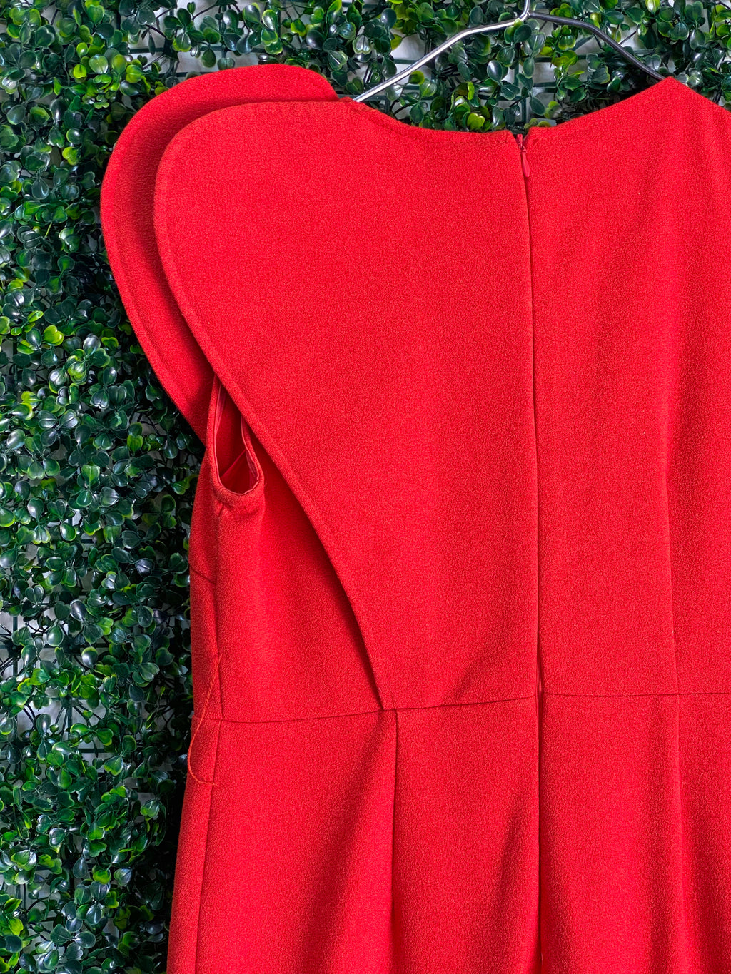 VAGEER Coral Red Silk-Blend Sculpted Midi Dress — detail