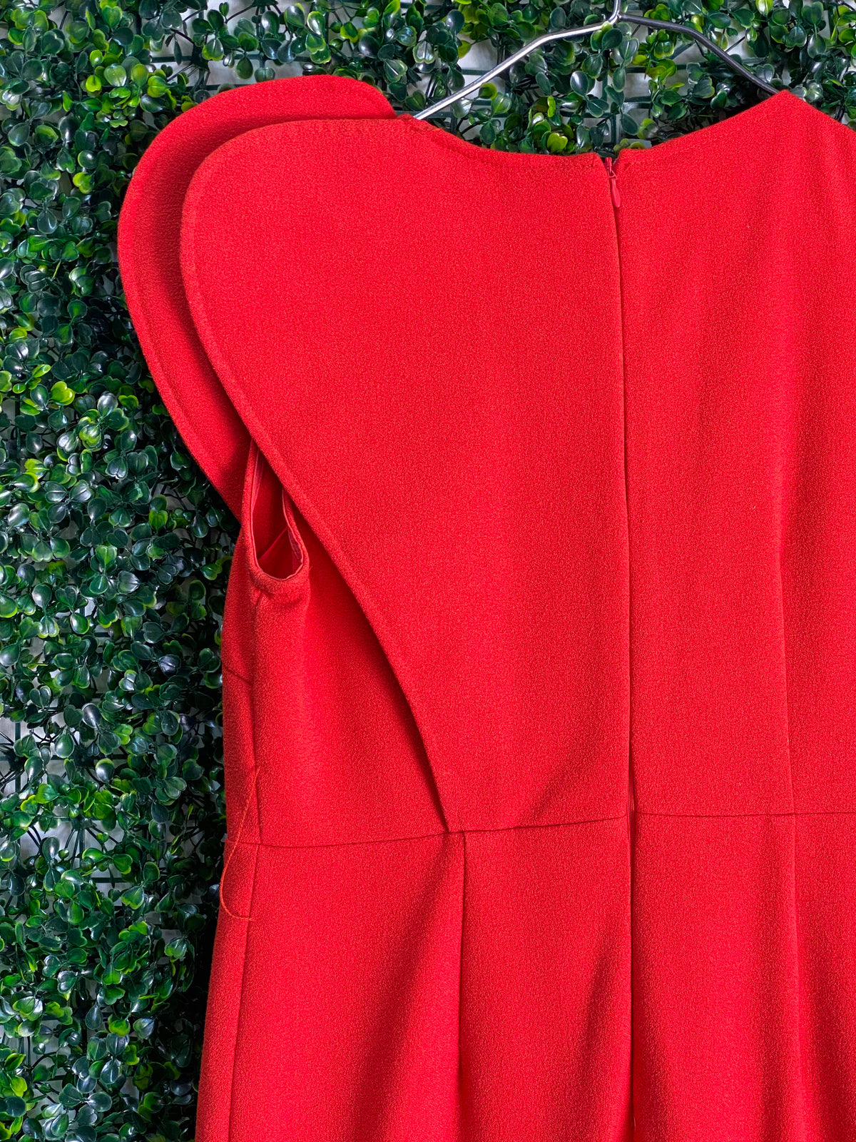 VAGEER Coral Red Silk-Blend Sculpted Midi Dress — detail