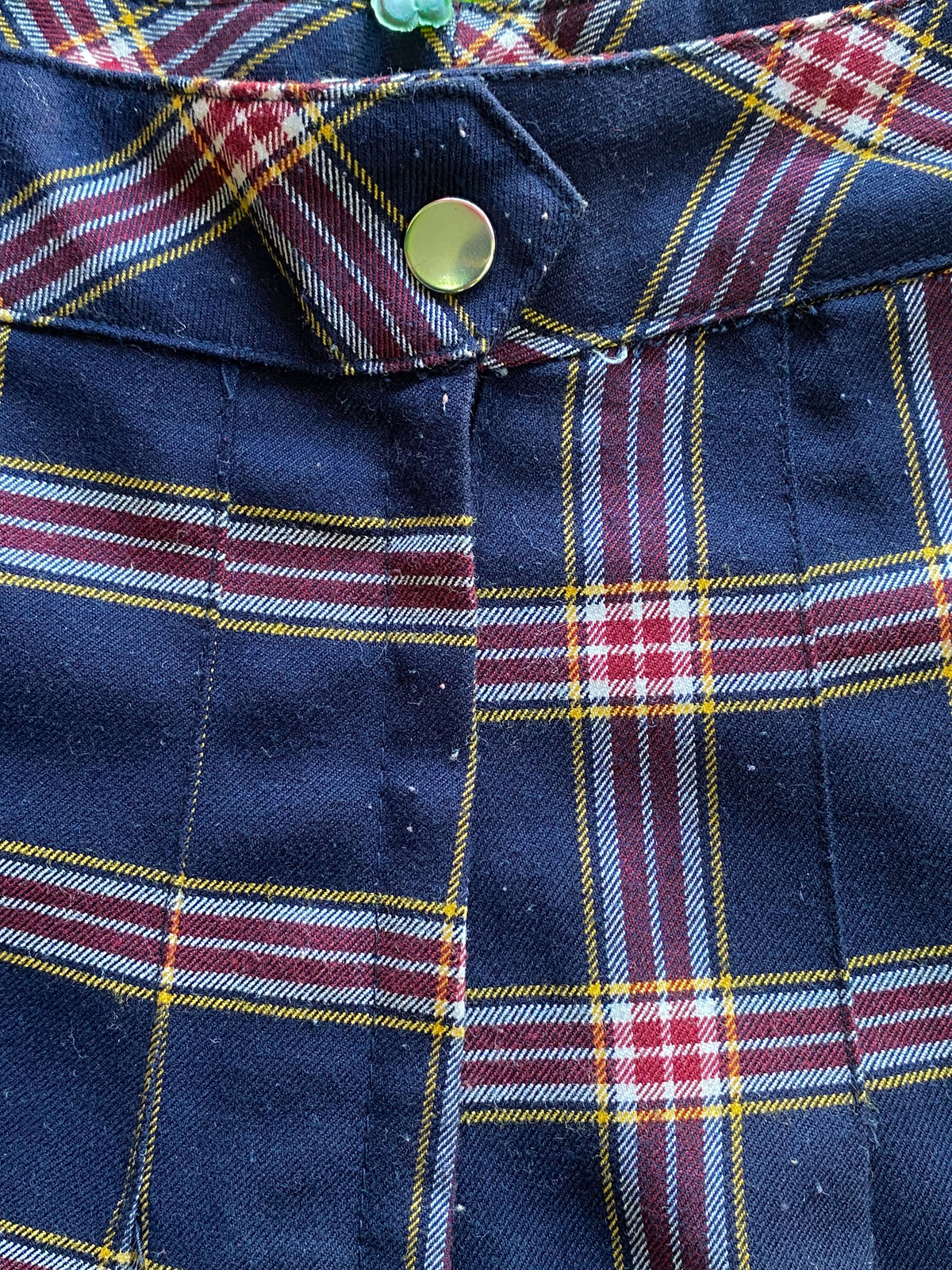 H&M Divided Navy Tartan Pleated Mini Skirt — detail
