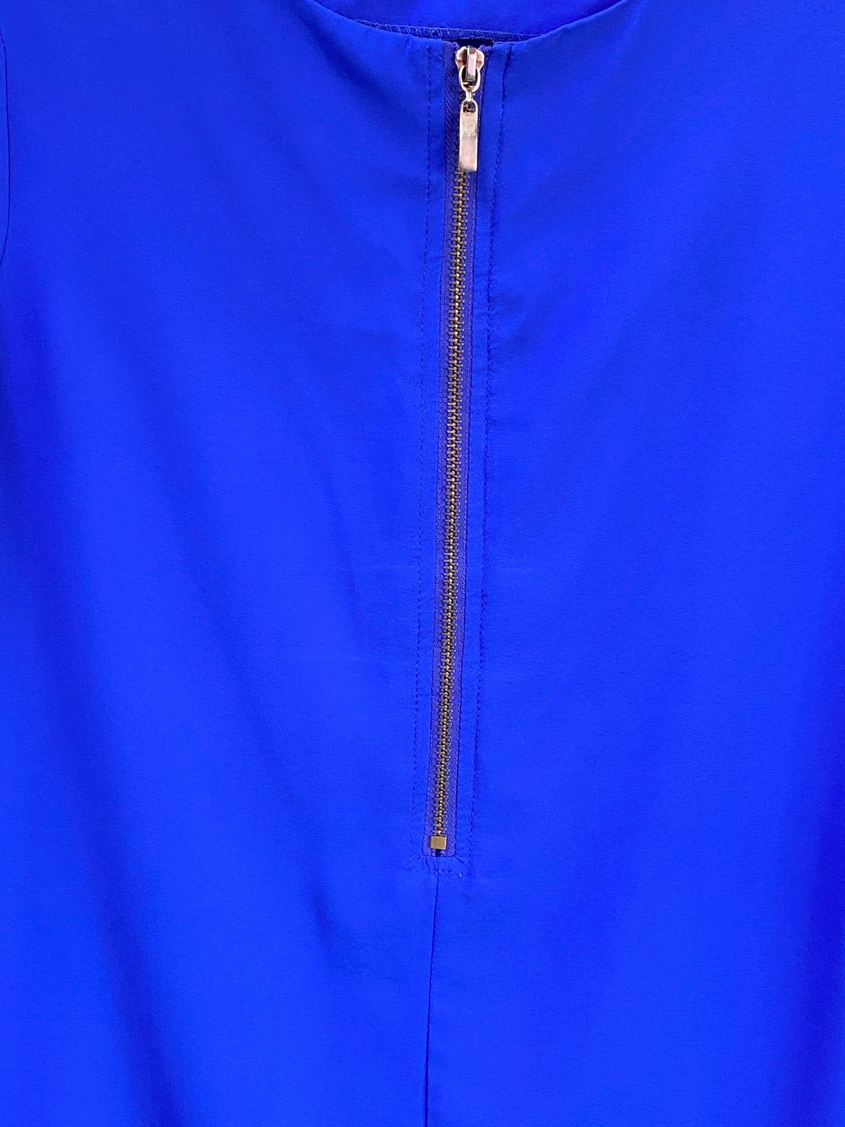 Jo Borkett Cobalt Blue Zip-Back Shift Dress — detail