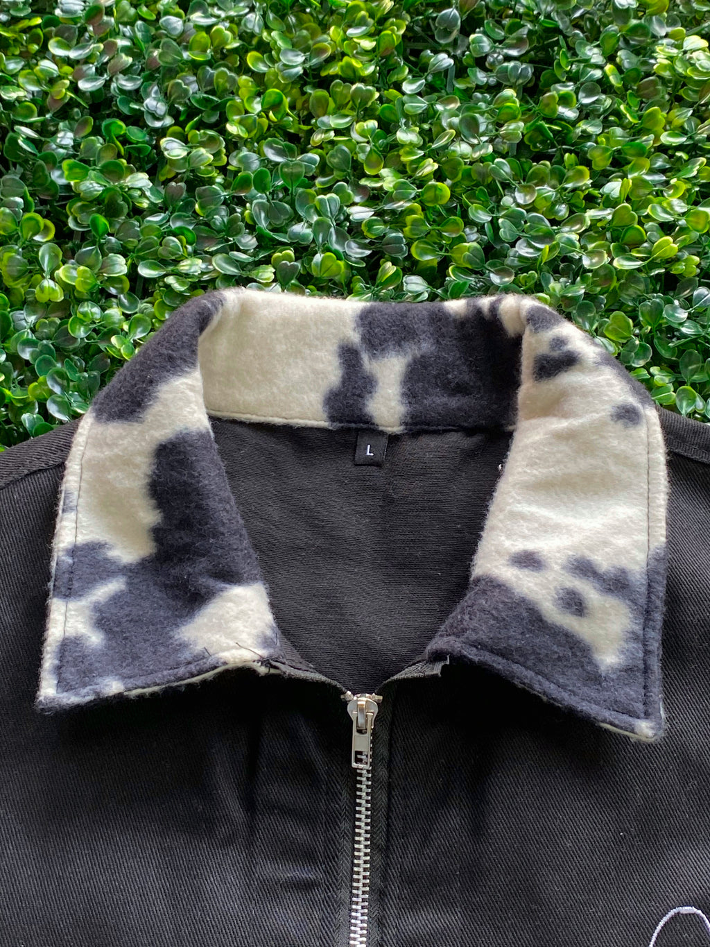 Thrift Rotate Black Cow-Print Collar Zip Jacket — detail