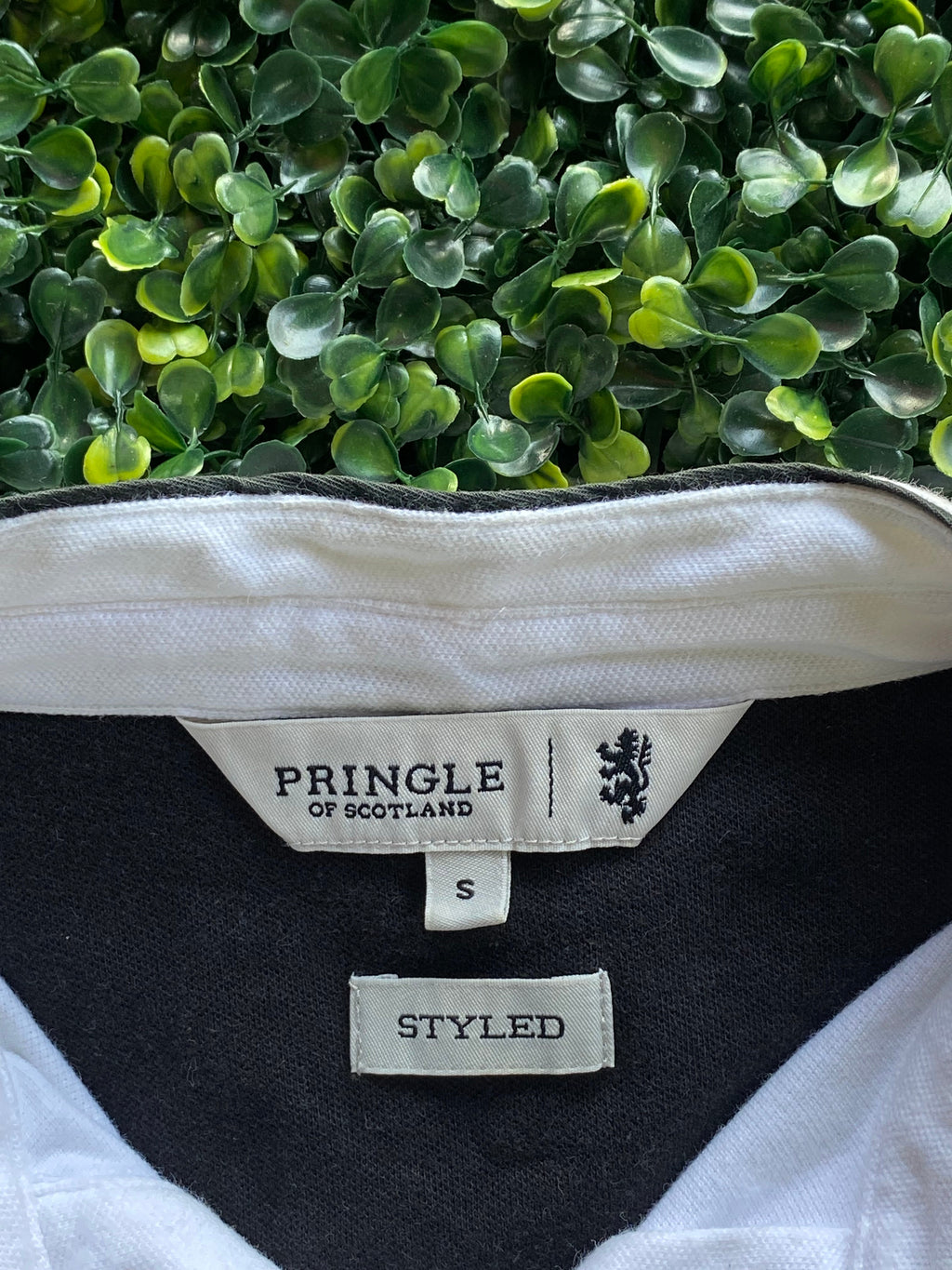 Pringle of Scotland White Crest Polo Shirt — brand