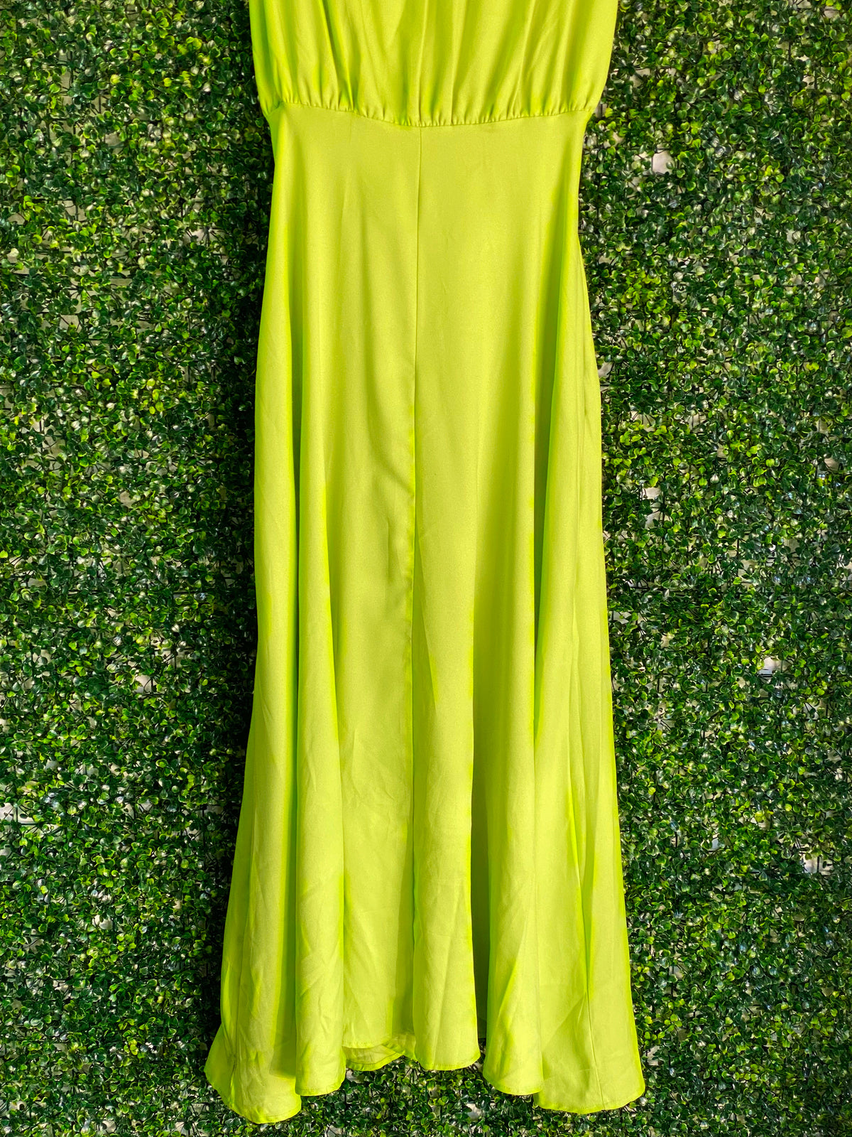 Fashion Wear Lime Ruched Maxi Dress — detail