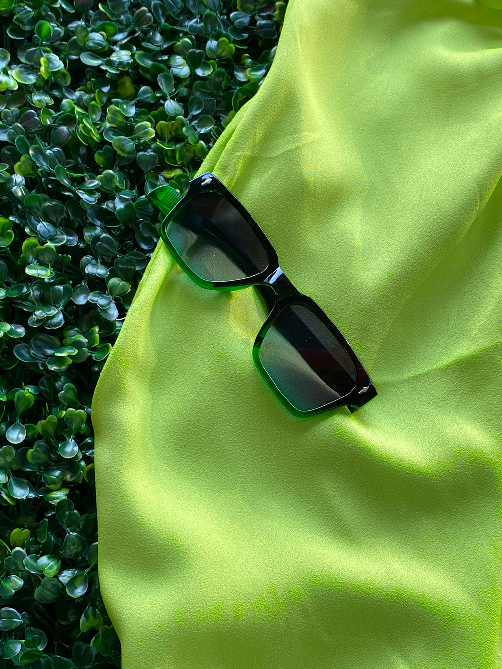 Fashion Wear Lime Ruched Maxi Dress — detail