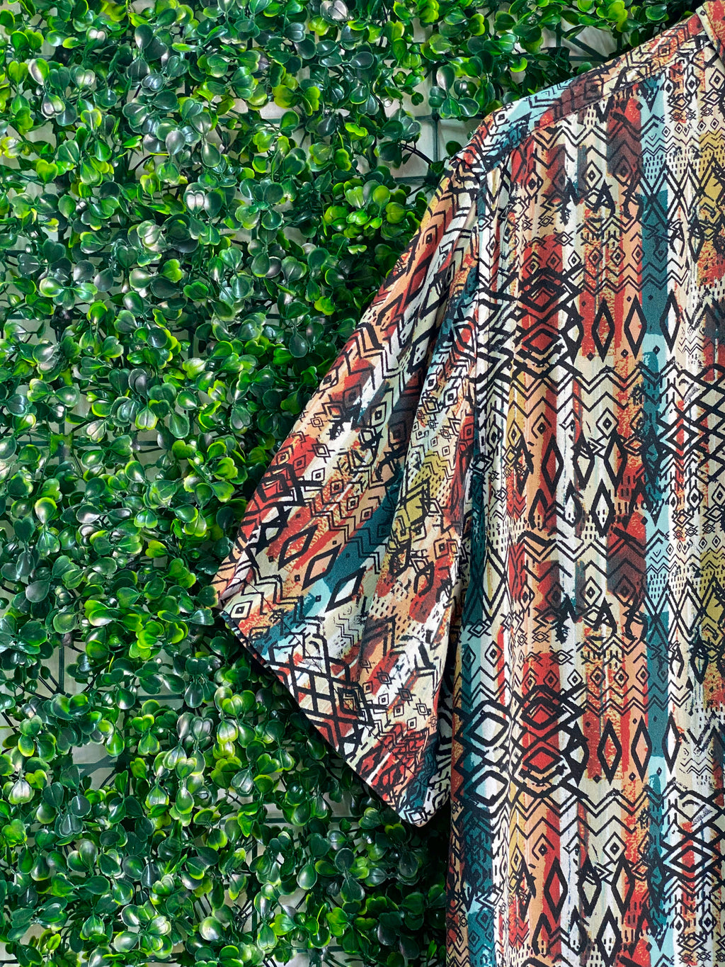 Cotton On Vintage Re-Mastered Geometric Print Shirt — detail