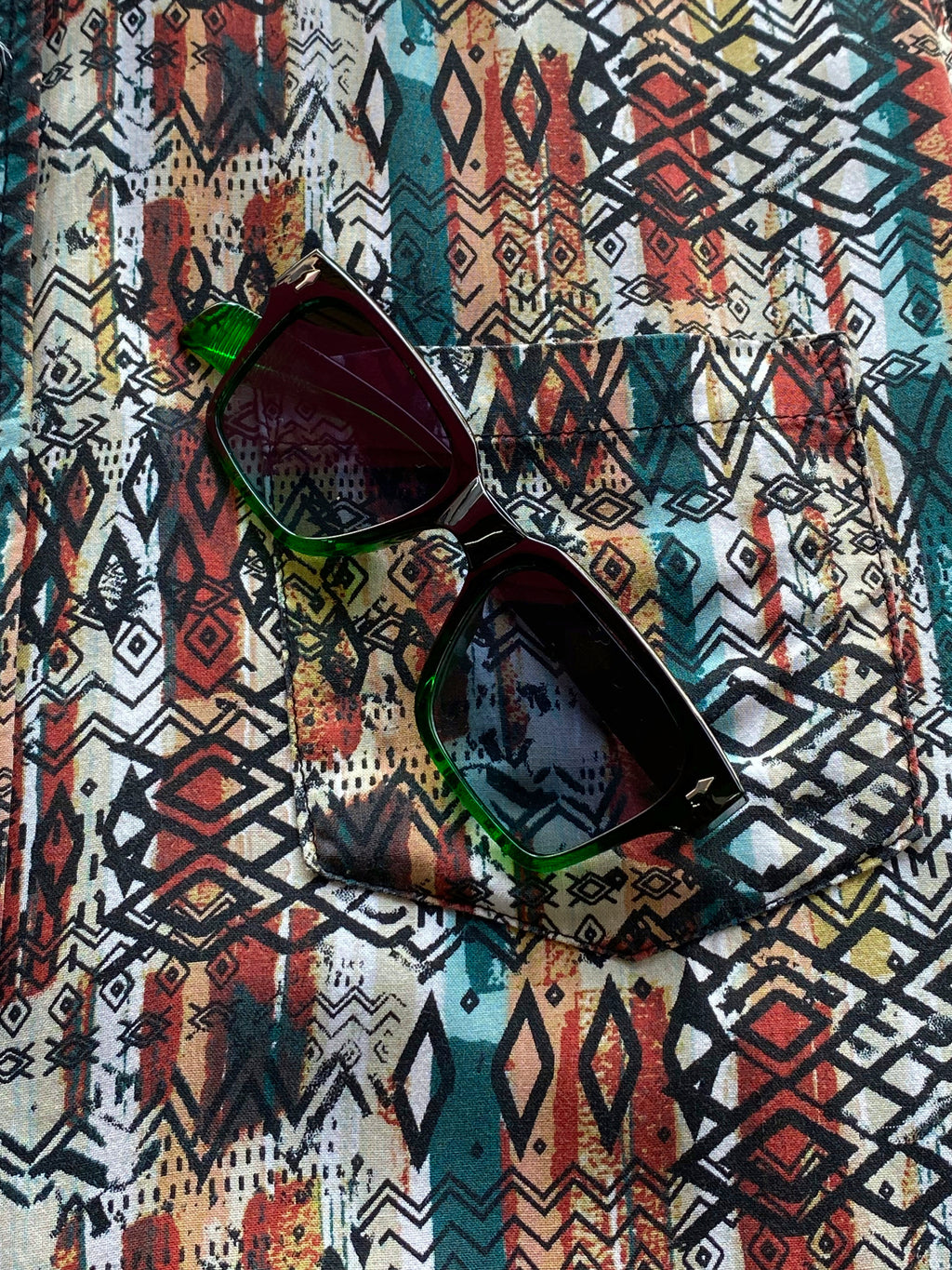 Cotton On Vintage Re-Mastered Geometric Print Shirt — detail