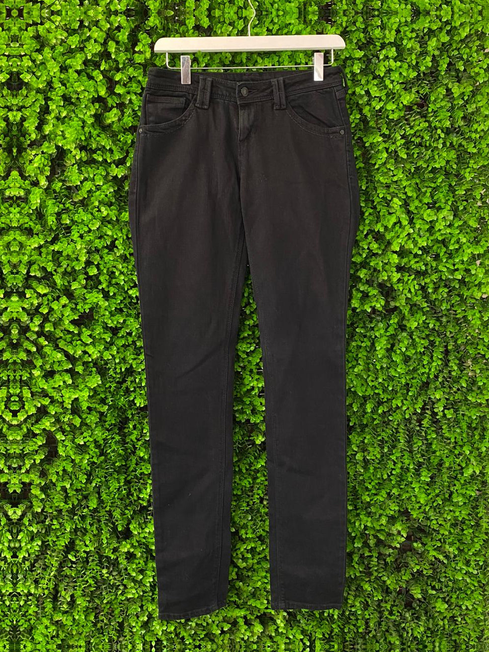 Levi’s Red Tab Black Skinny Jeans