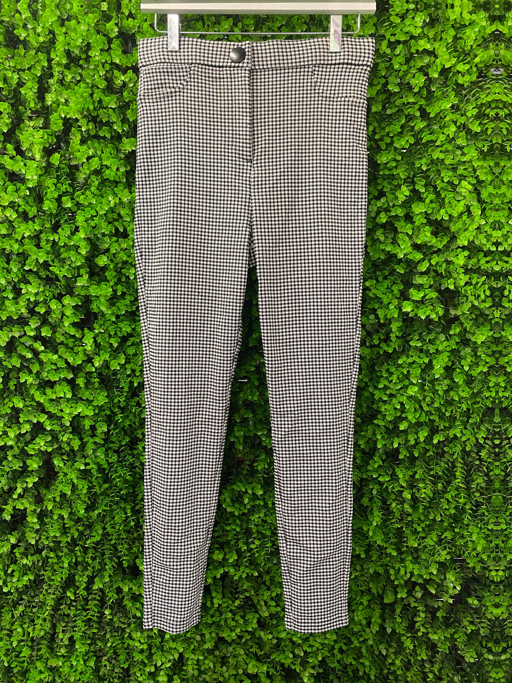Zara FARO Black & White Houndstooth Skinny Pants