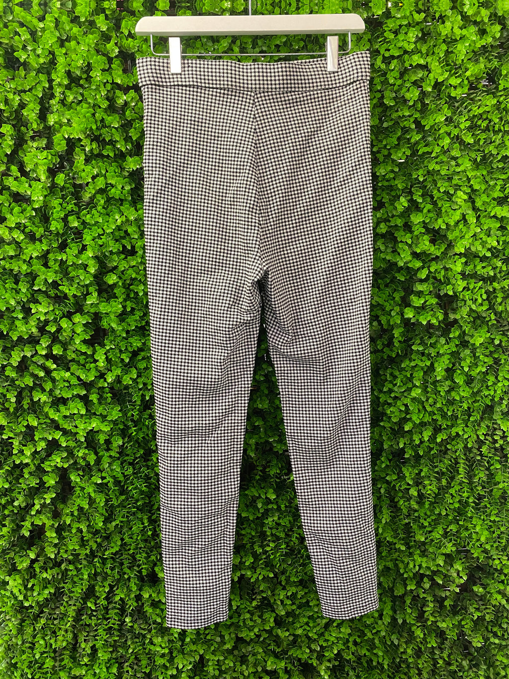 Zara FARO Black & White Houndstooth Skinny Pants