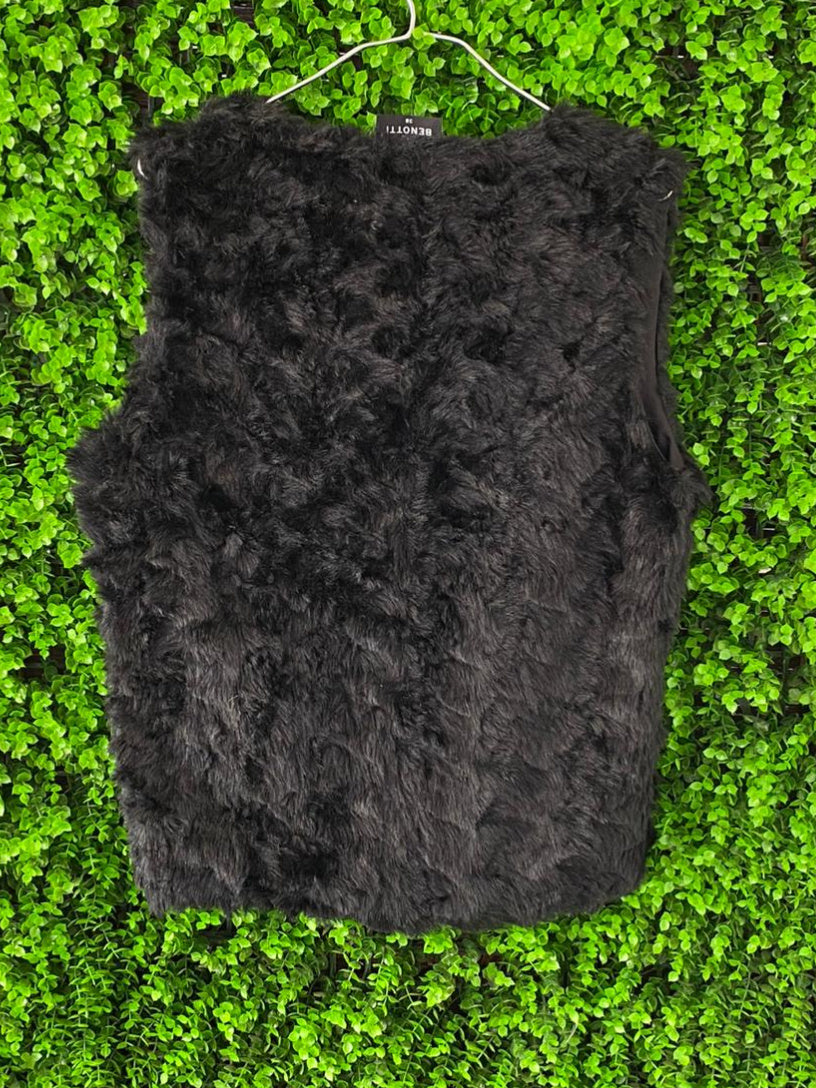 Gina Benotti Black Faux Fur Vest
