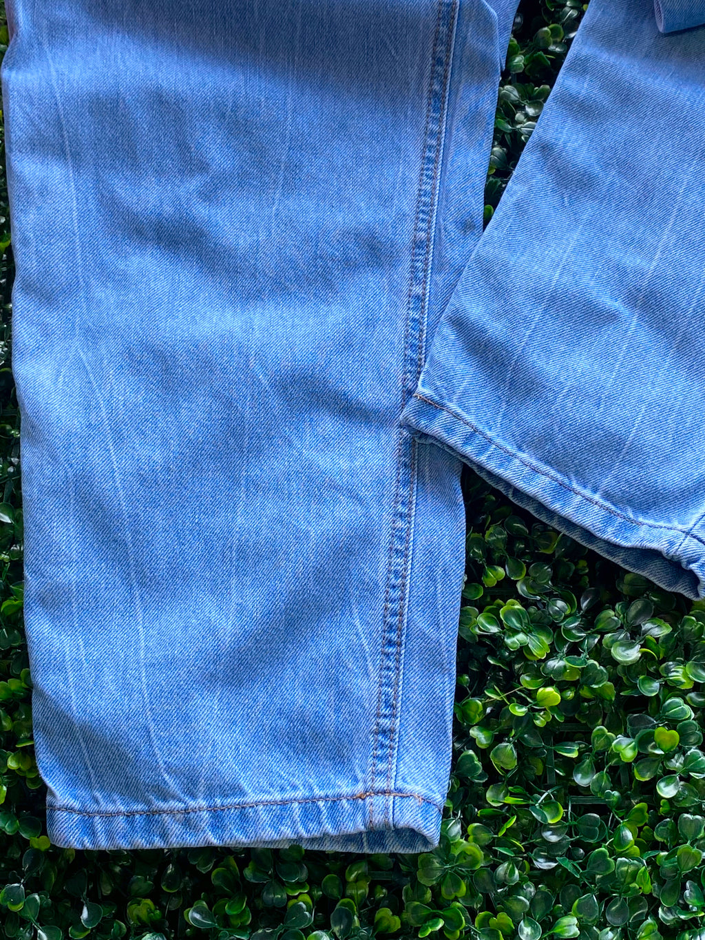 RE: Light Blue Slouchy Ultra High-Rise Jeans — detail
