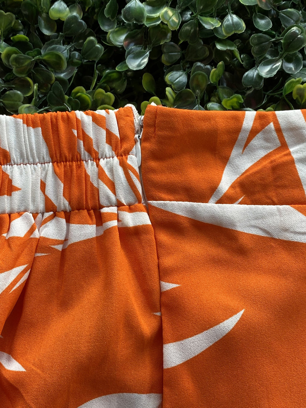 Orange & White Tropical Leaf Wide Leg Pants — detail