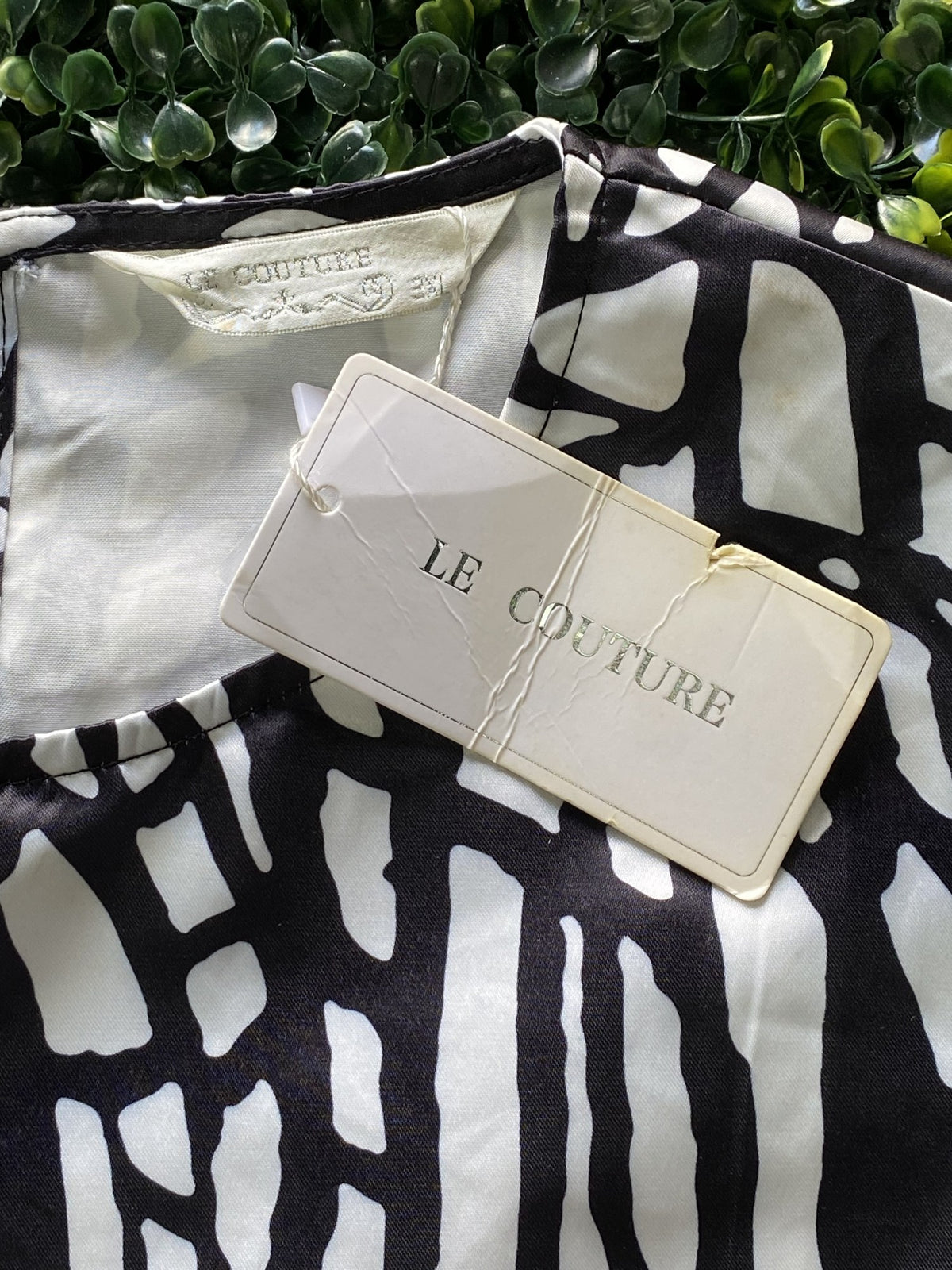 LB Couture Black & White Abstract Crop Top — brand