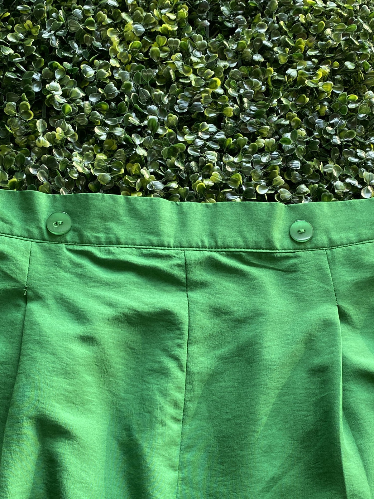 Leigh Schubert Emerald Green Tapered Trousers — detail