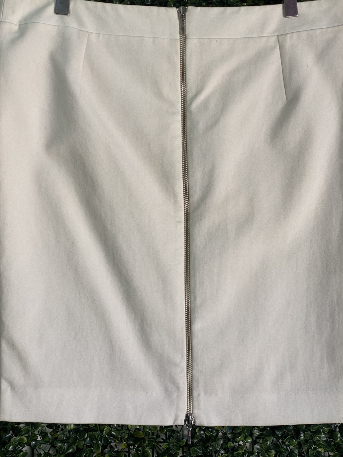 Jenni Button Ivory Stretch Pencil Skirt — detail