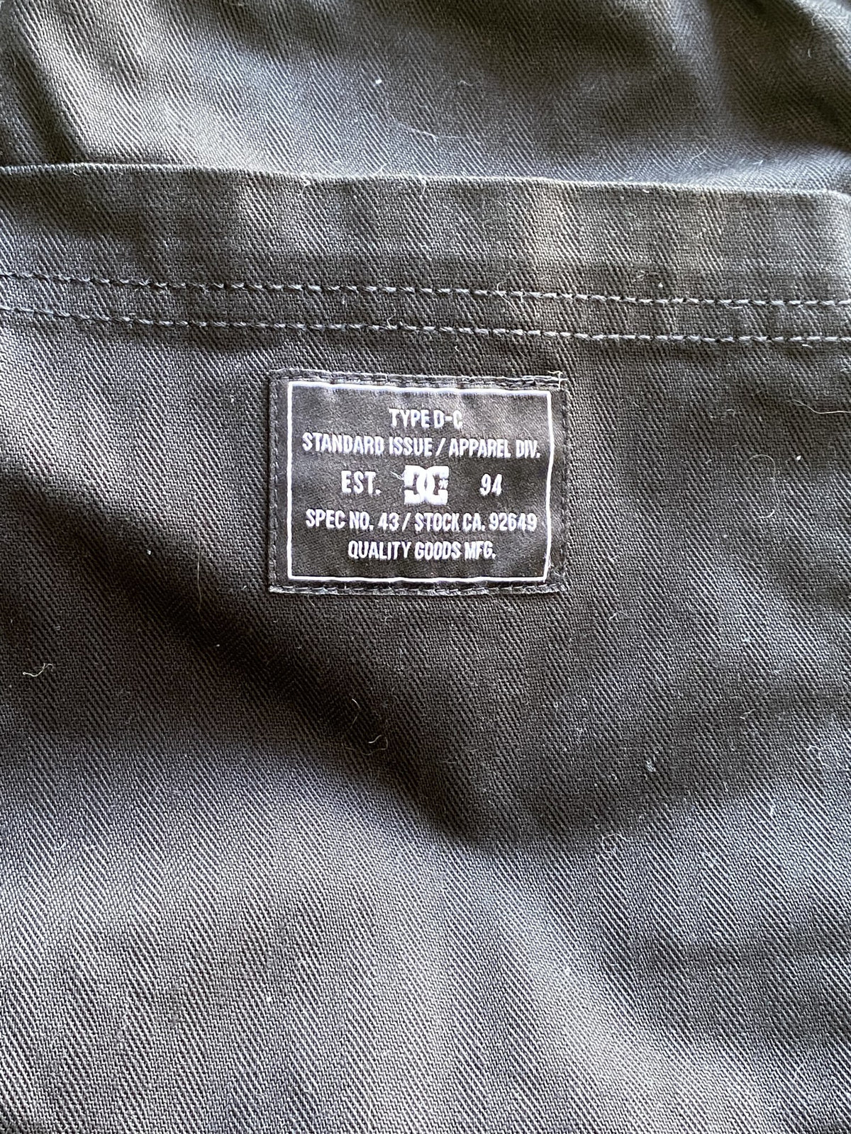 DC Shoes Black Cotton Utility Shorts — detail