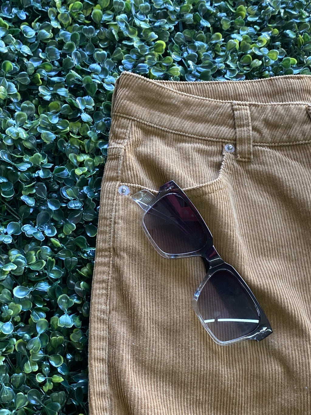 H&M Tan Corduroy Straight-Leg Pants — detail