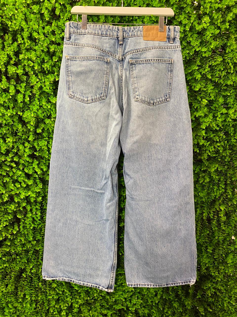 Zara Light Wash Wide-Leg Jeans