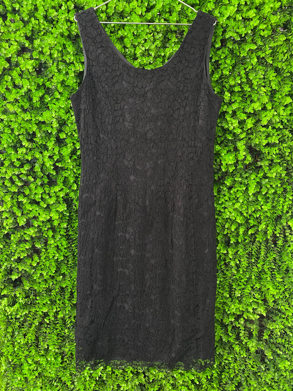 Black Lace Sleeveless Midi Dress
