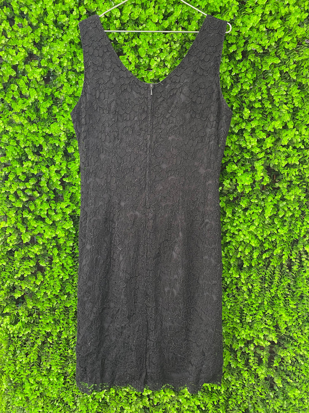 Black Lace Sleeveless Midi Dress