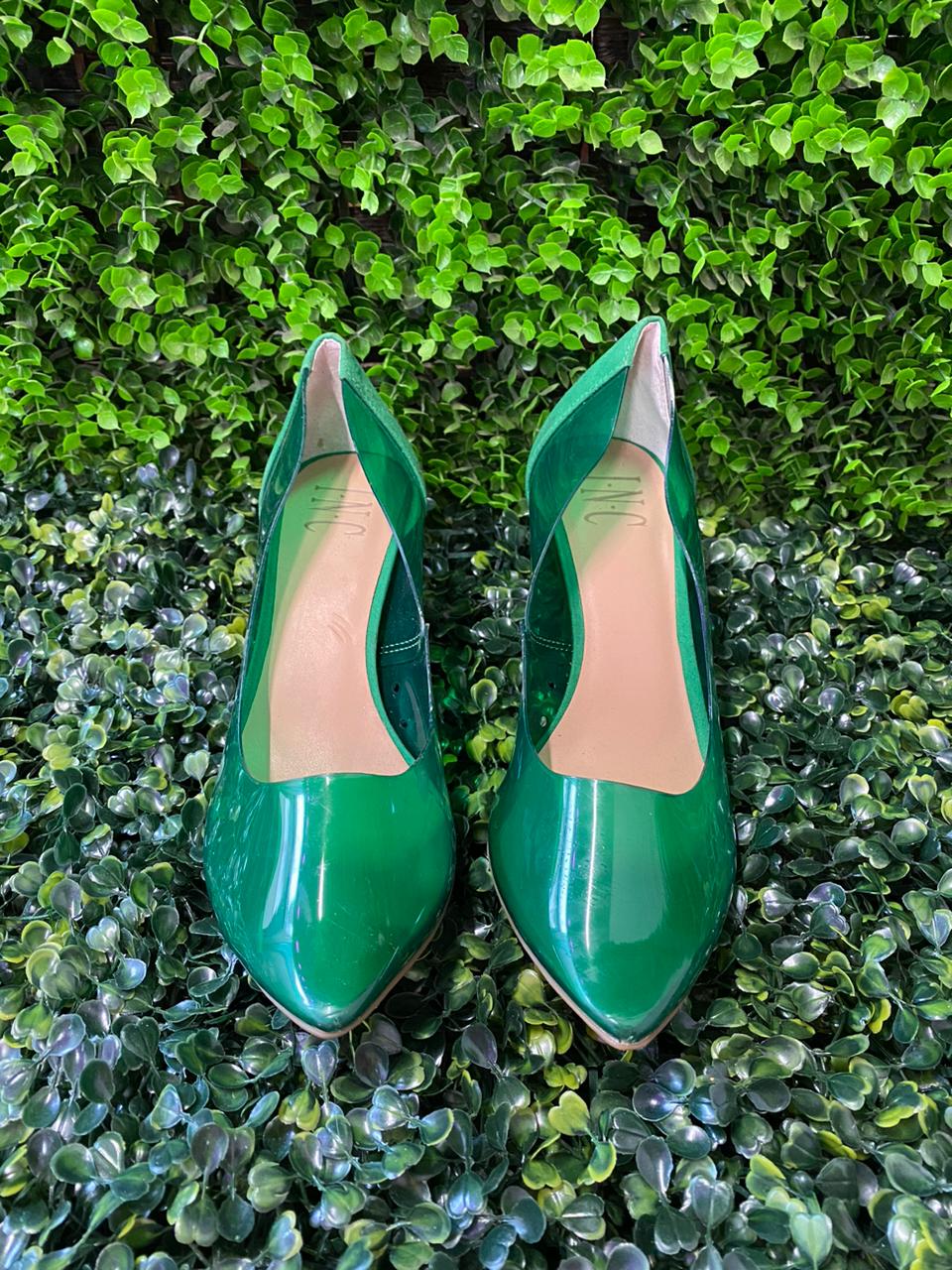Green Pointed Court Heels