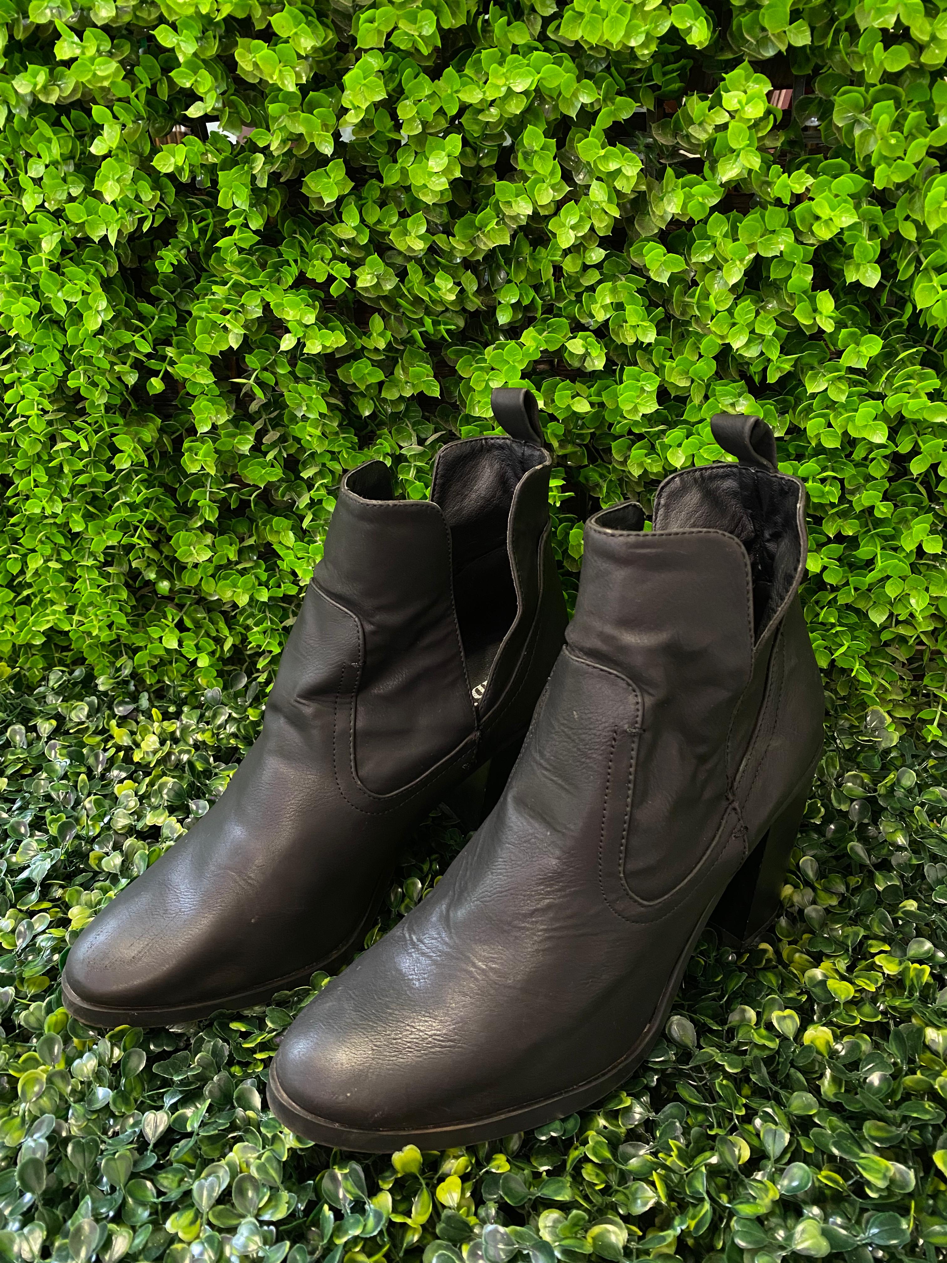 Rubi Black Leather Ankle Boots