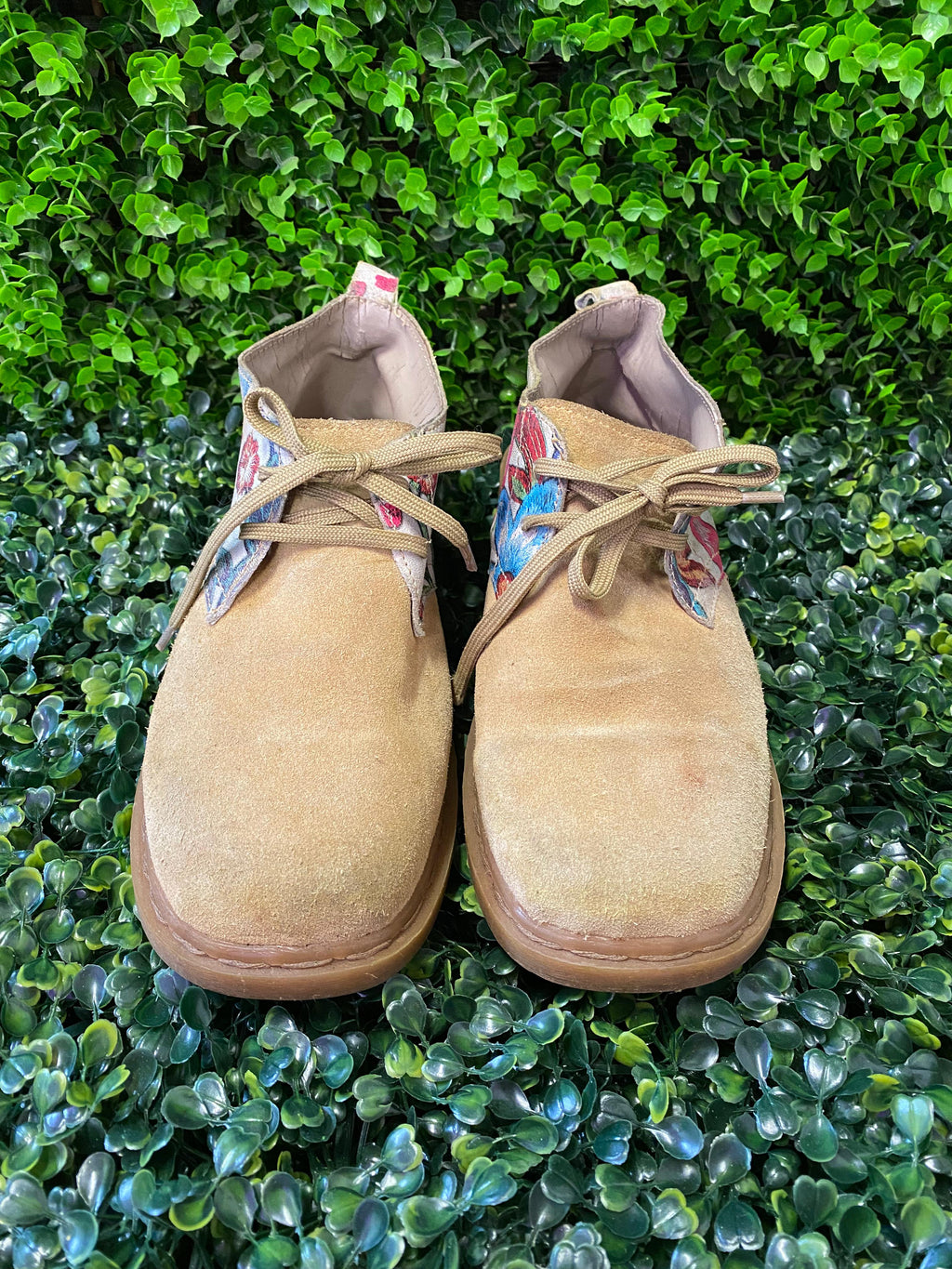 Soft Soul Floral Lace-Up Shoes