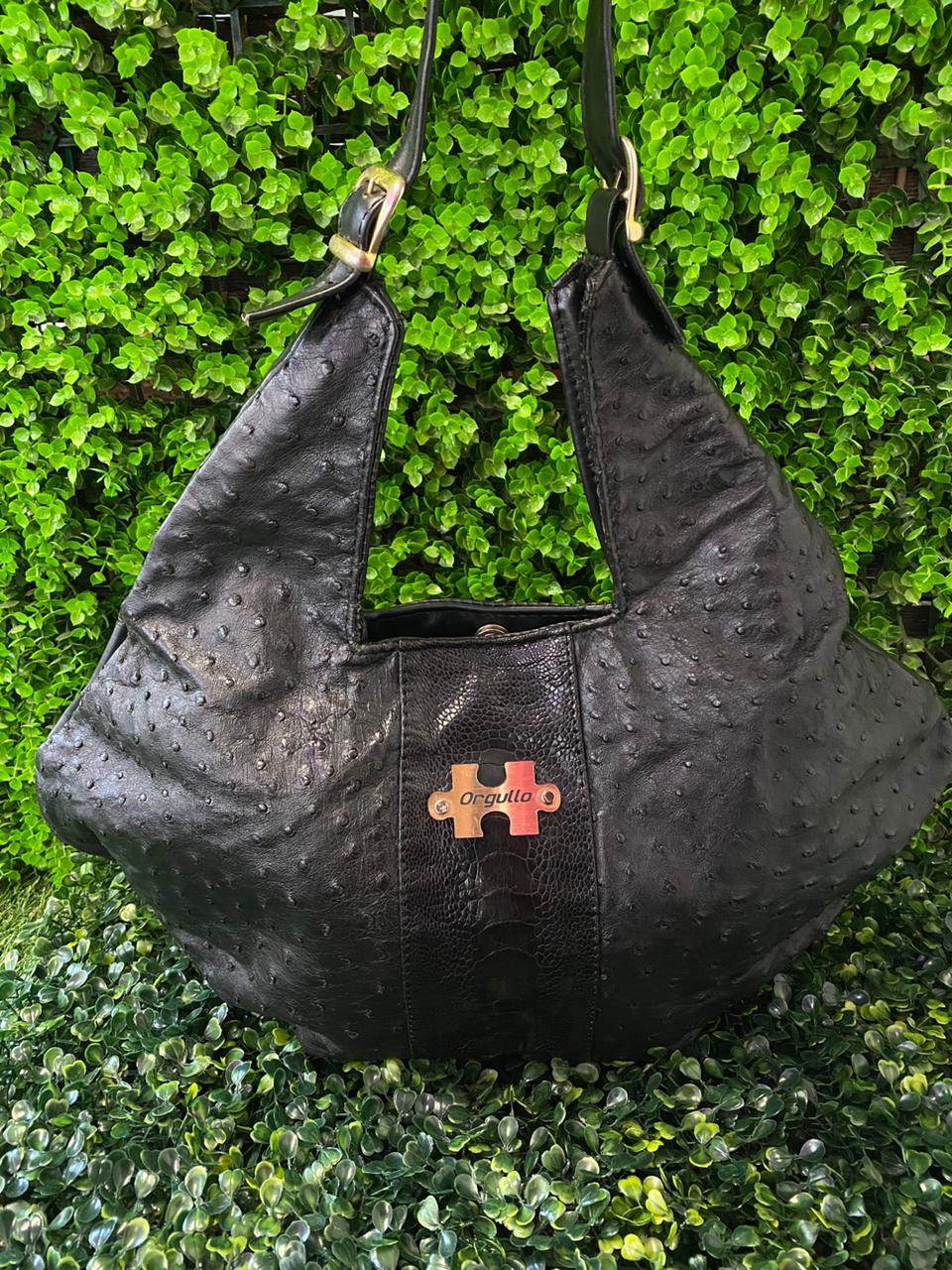 Orgullo Black Textured Shoulder Bag