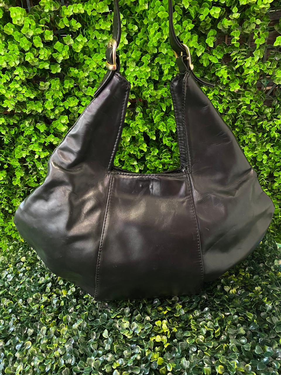 Orgullo Black Textured Shoulder Bag