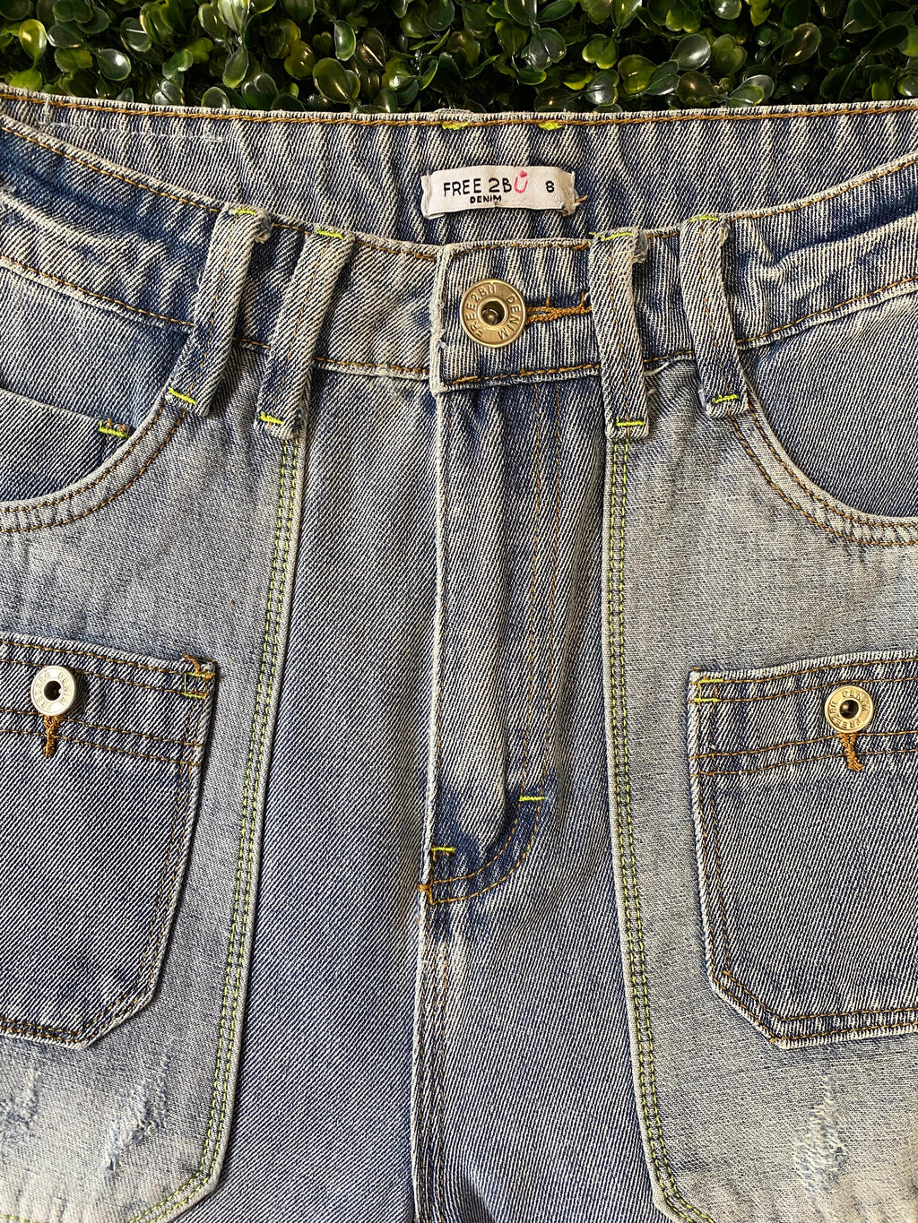 Light-Wash Wide-Leg Jeans