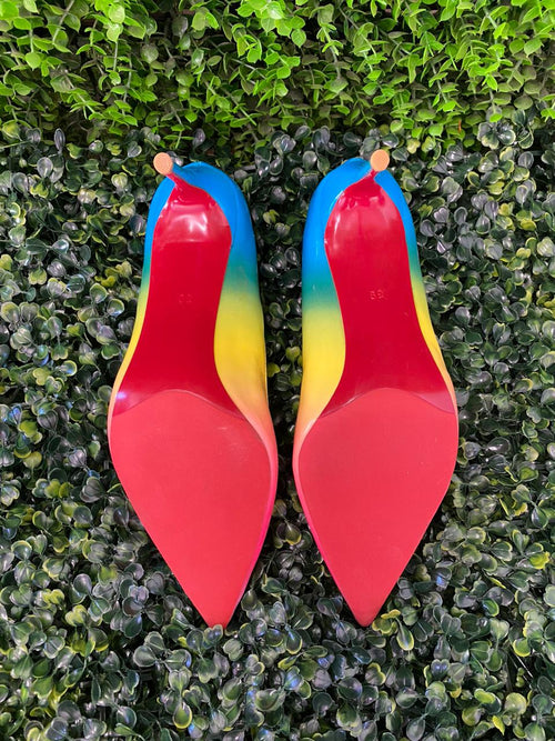 Élégant Les Chaussures Sunrise Rainbow Patent Court Heels