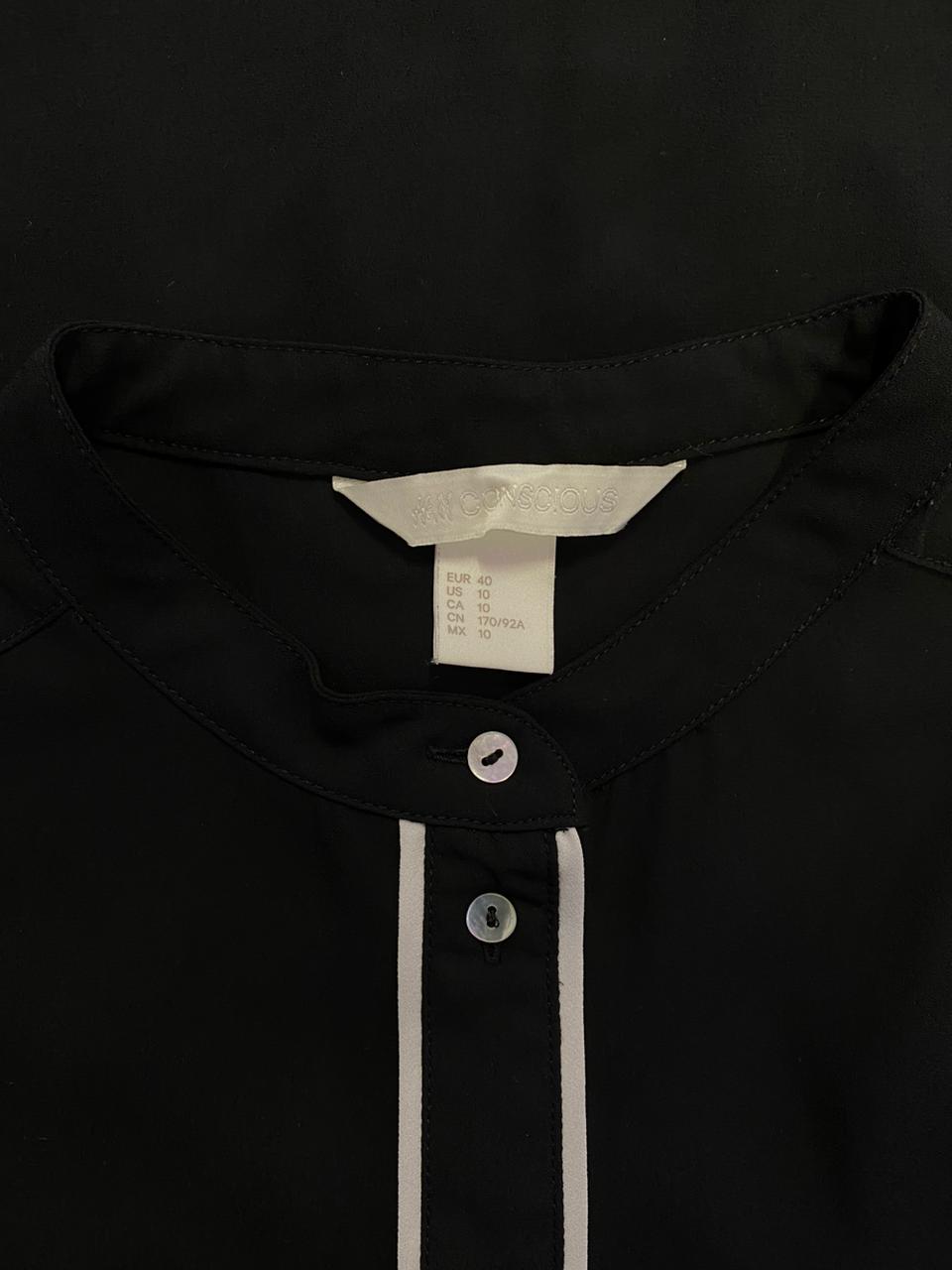 H&M Conscious Black Contrast-Piped Blouse