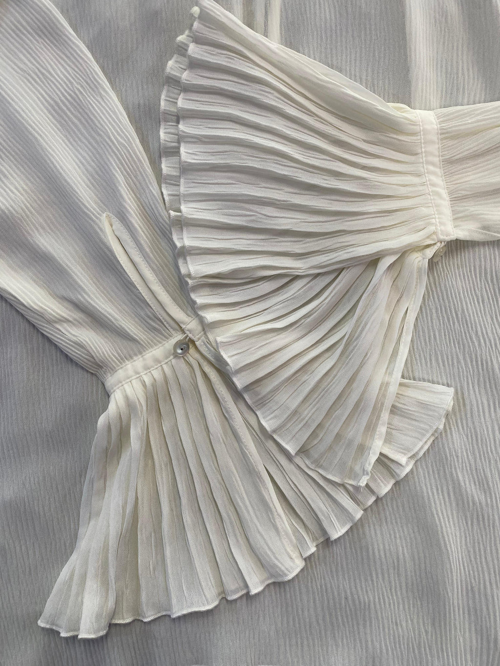H&M Ivory Pleated Ruffle-Neck Blouse