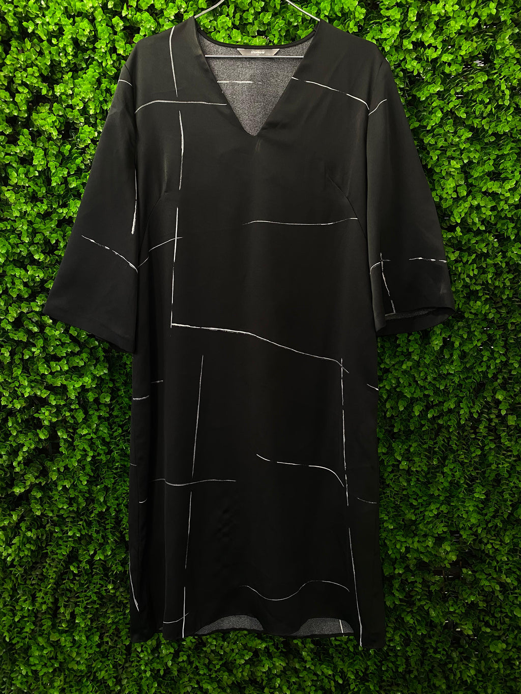 Studio.W Black Printed Shift Dress