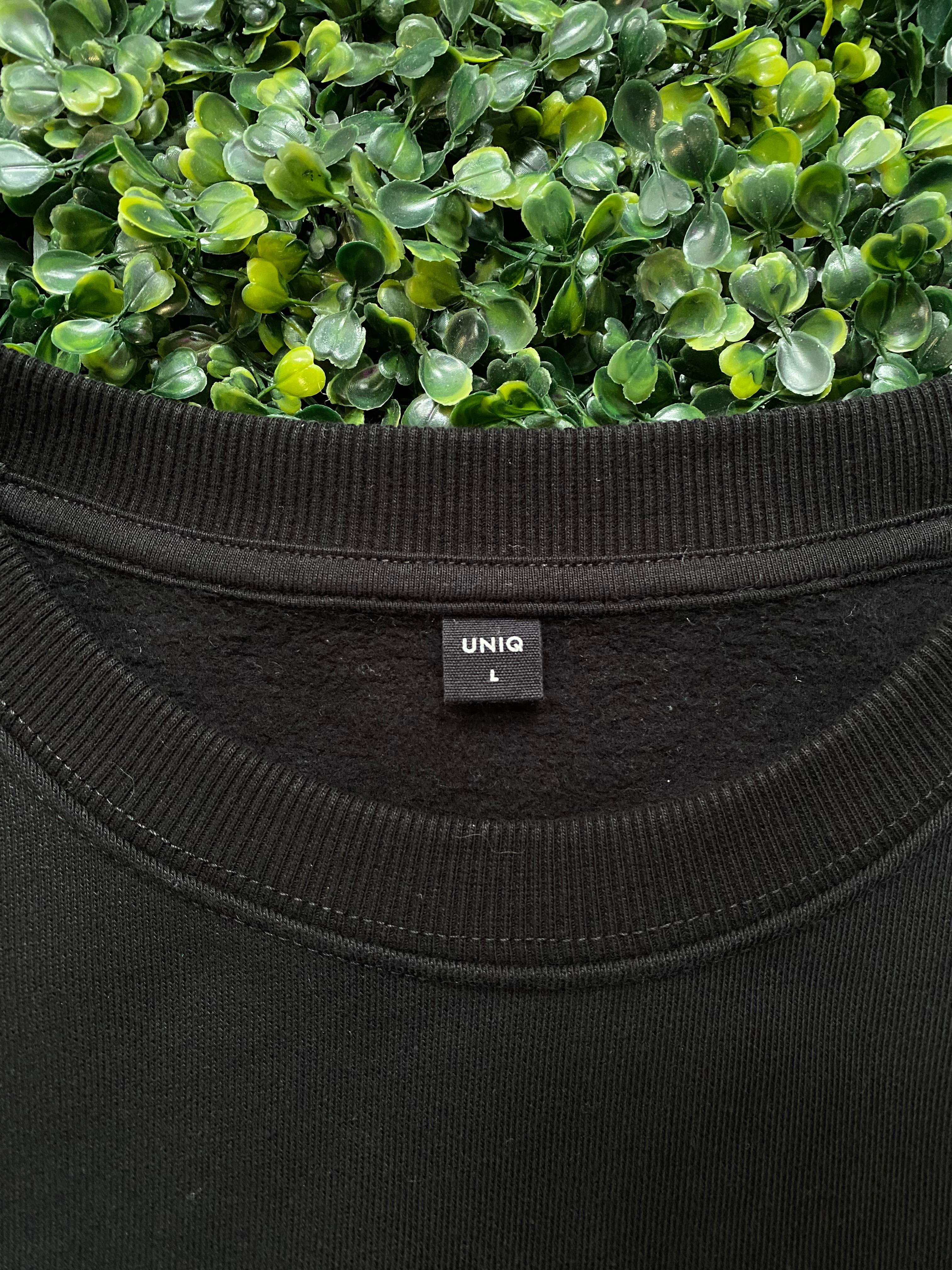 UNIQ Black Oversized Sweatshirt
