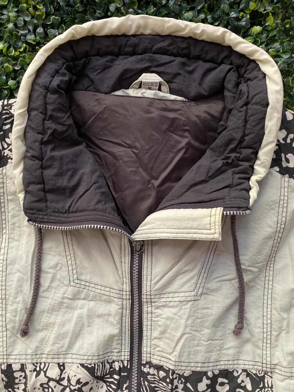 Shamp White & Black Patterned Padded Jacket
