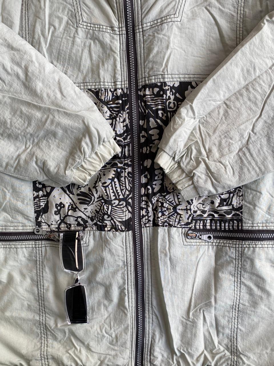 Shamp White & Black Patterned Padded Jacket