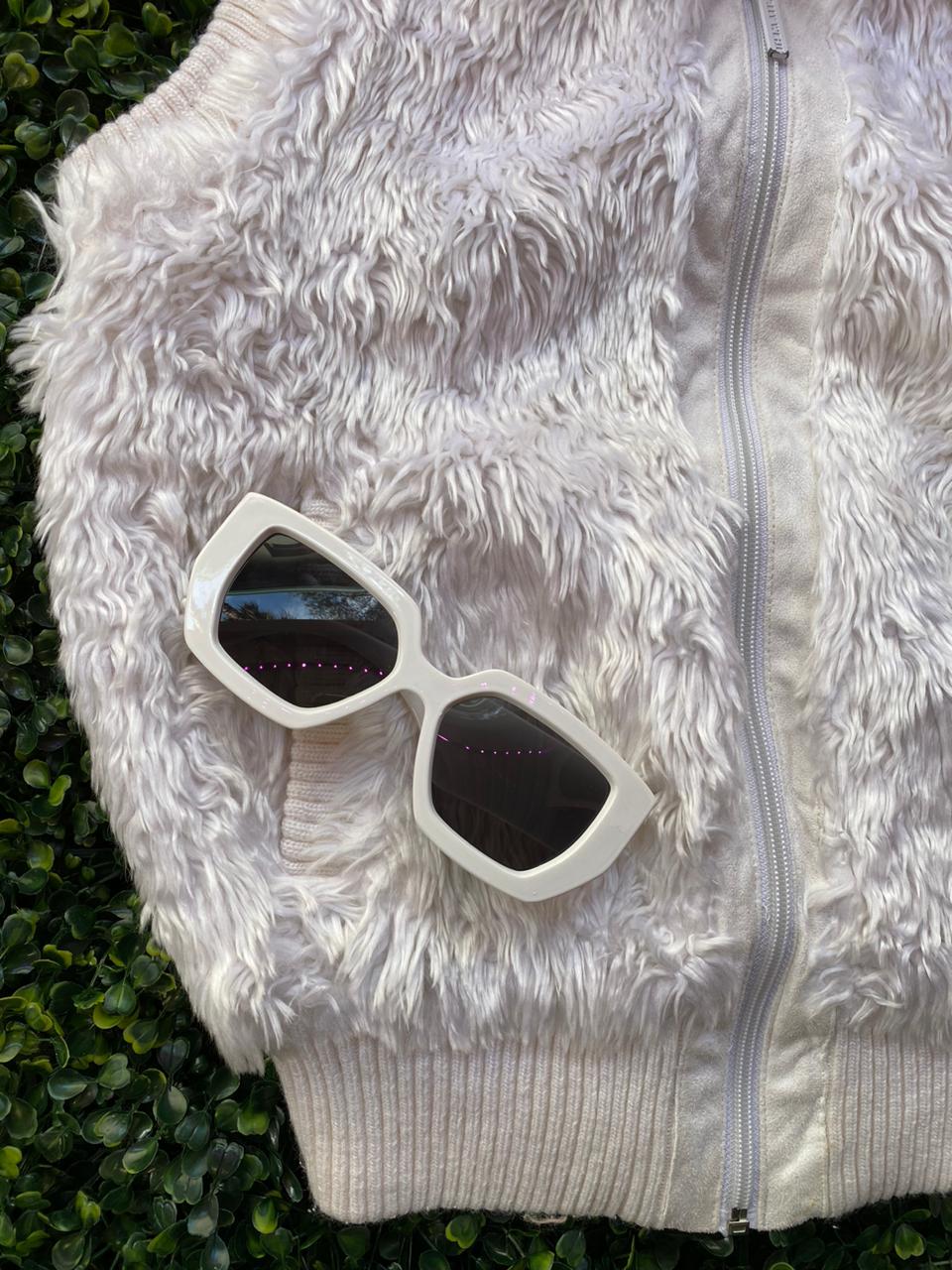 Tally Weijl Faux Fur Zip-Up Gilet