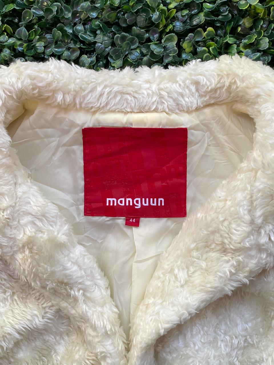 Manguun Cream Faux Fur Toggle Vest