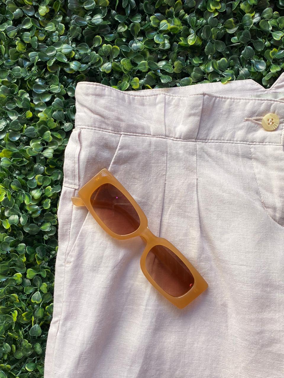 Jenni Button Linen-Cotton Pleated Shorts with Pockets