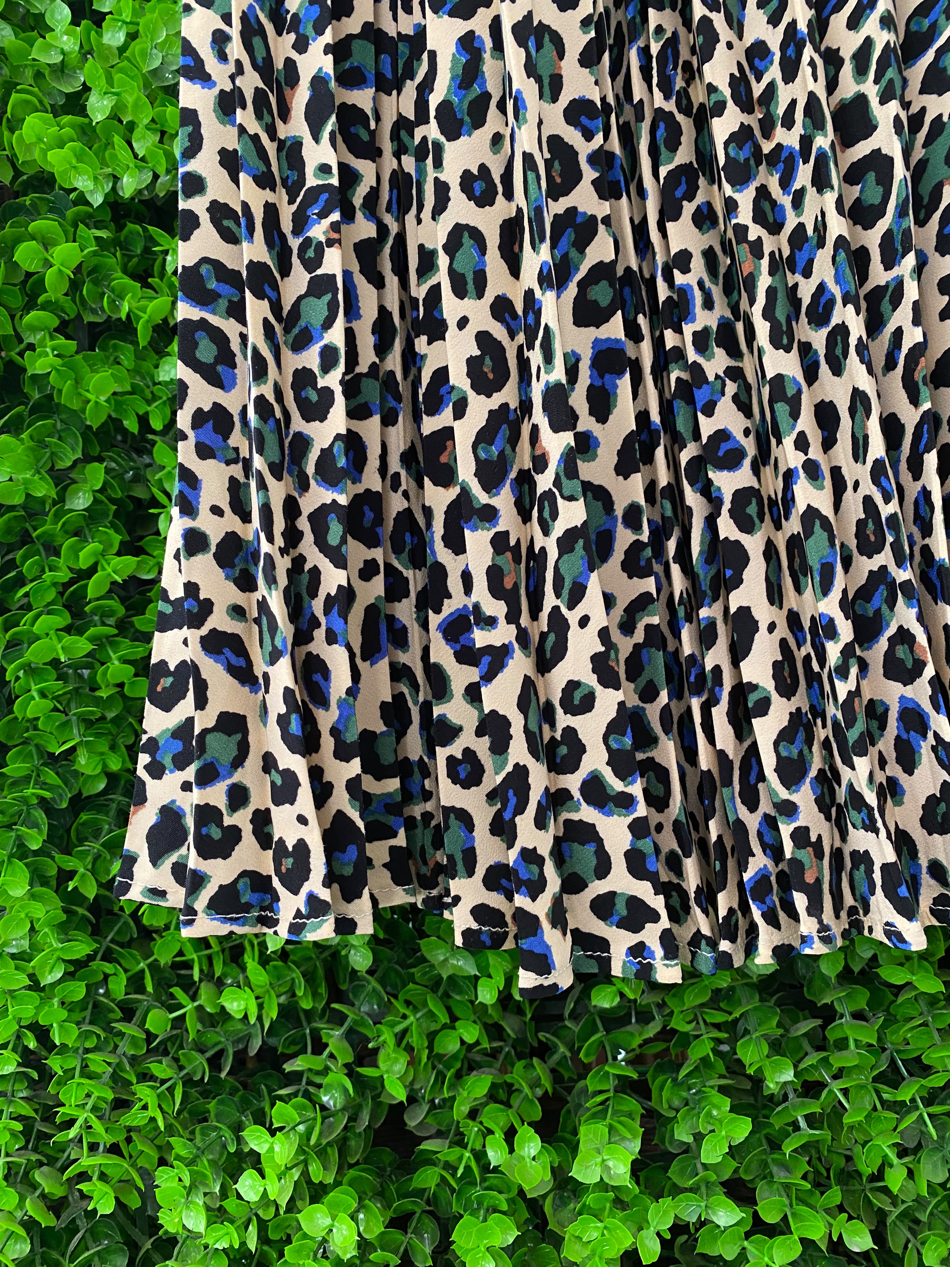 Stradivarius Leopard Print Pleated Midi Skirt