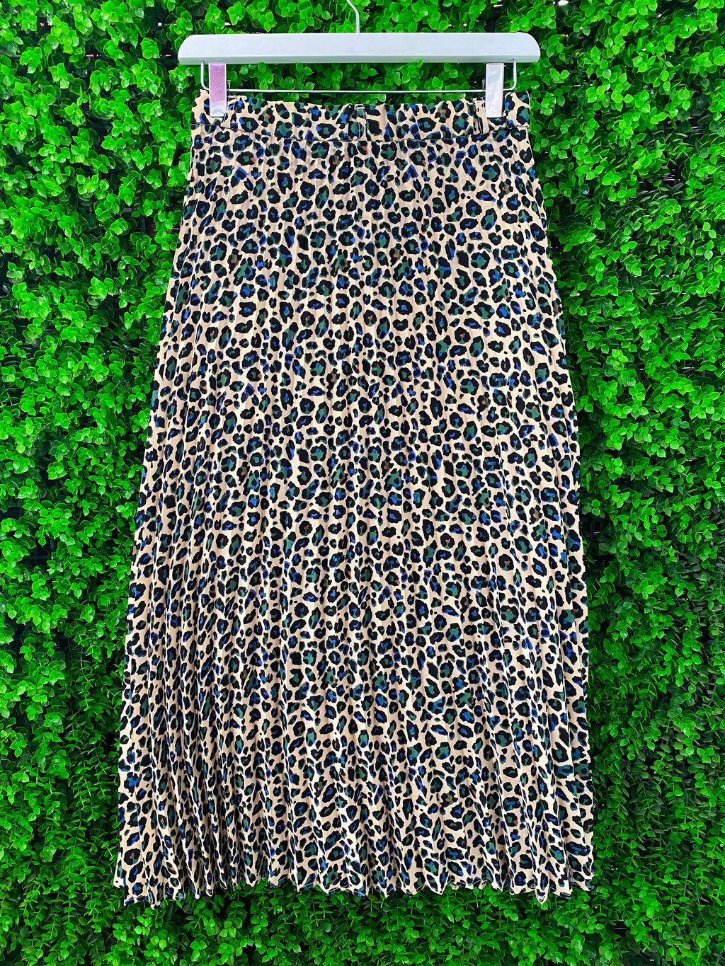Stradivarius Leopard Print Pleated Midi Skirt