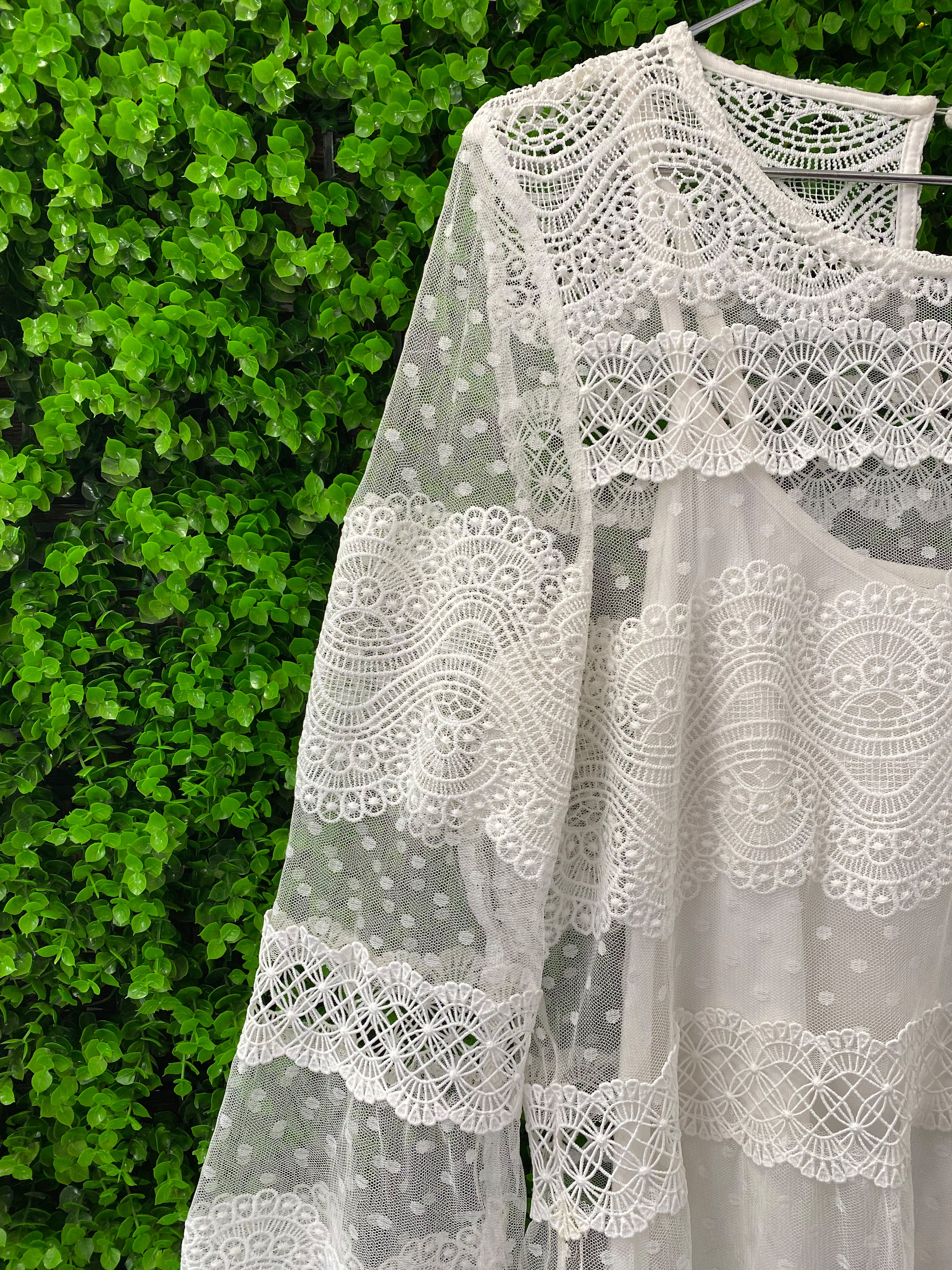 Forever New White Lace Long Sleeve Top