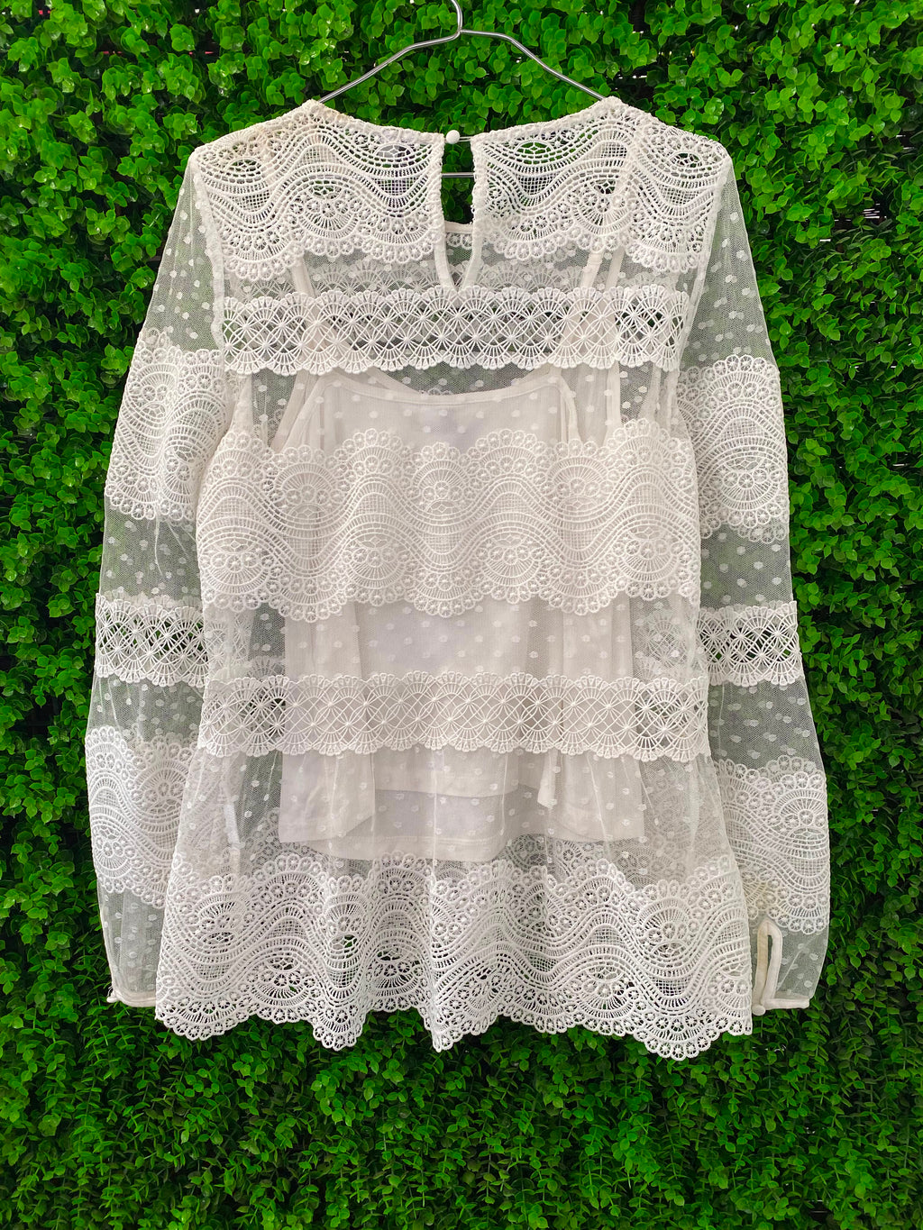 Forever New White Lace Long Sleeve Top