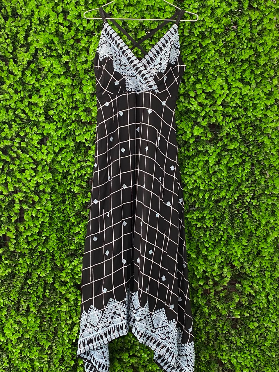 Black Geometric Handkerchief-Hem Maxi Dress
