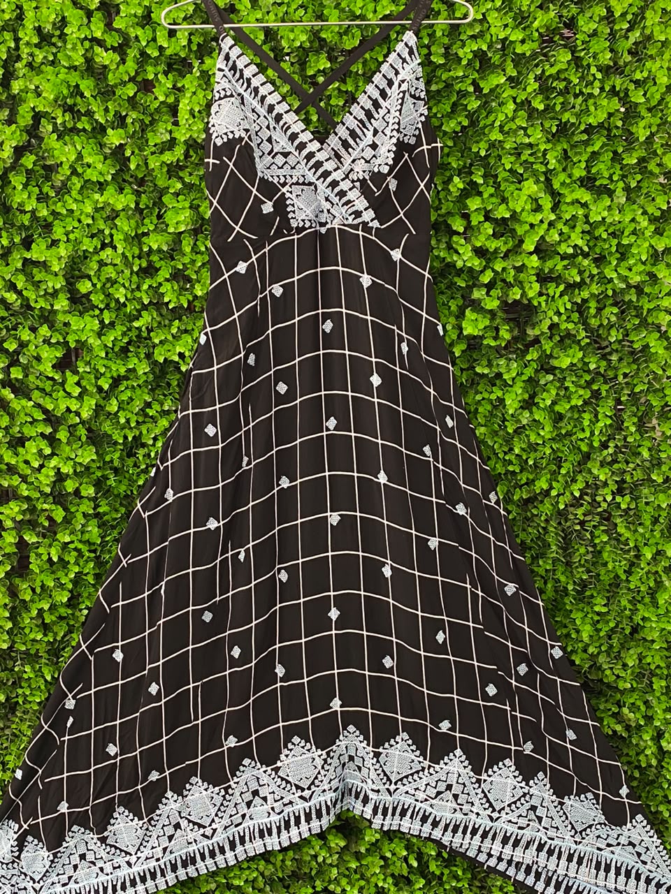 Black Geometric Handkerchief-Hem Maxi Dress