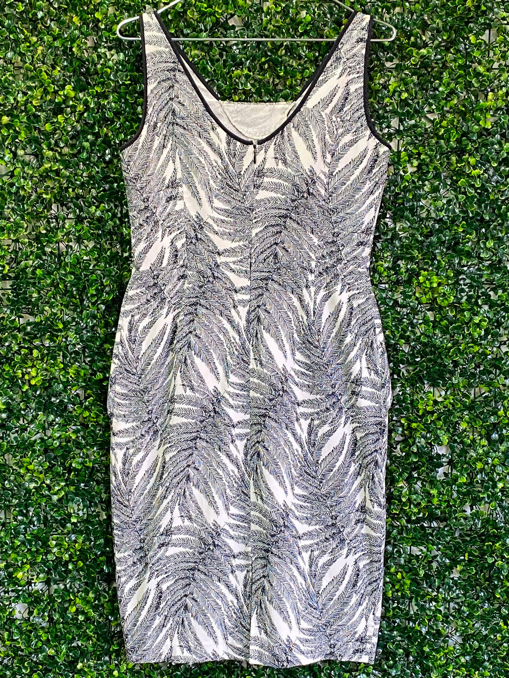 Country Road Ivory & Black Botanical-Print Sheath Dress — detail