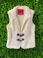 Manguun Cream Faux Fur Toggle Vest