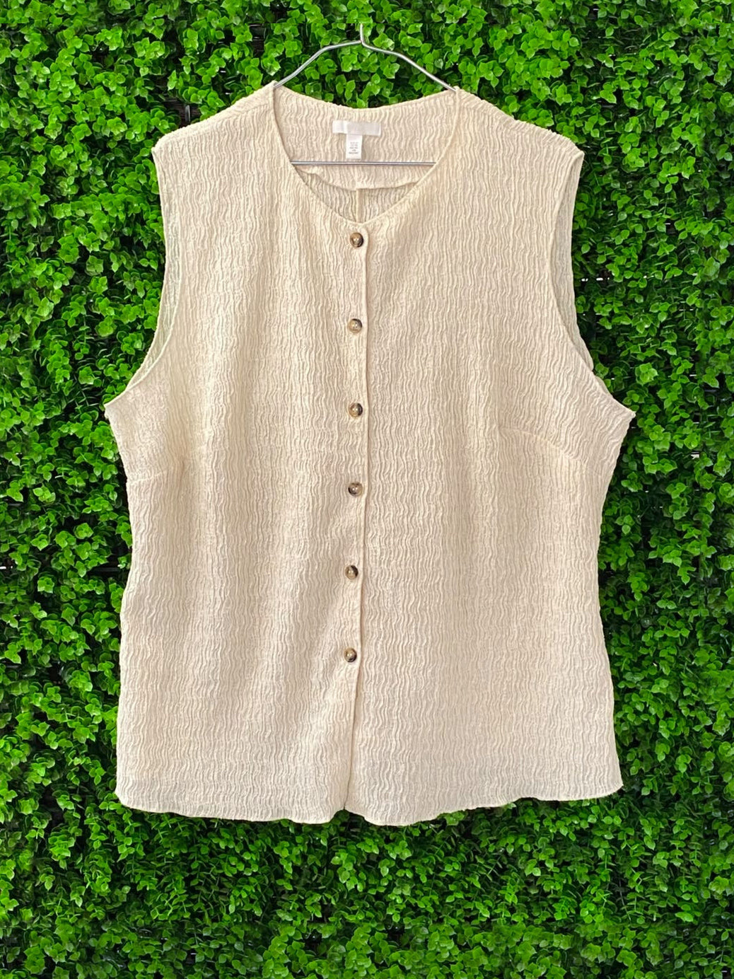 H&M Cream Button-Front Knit Vest