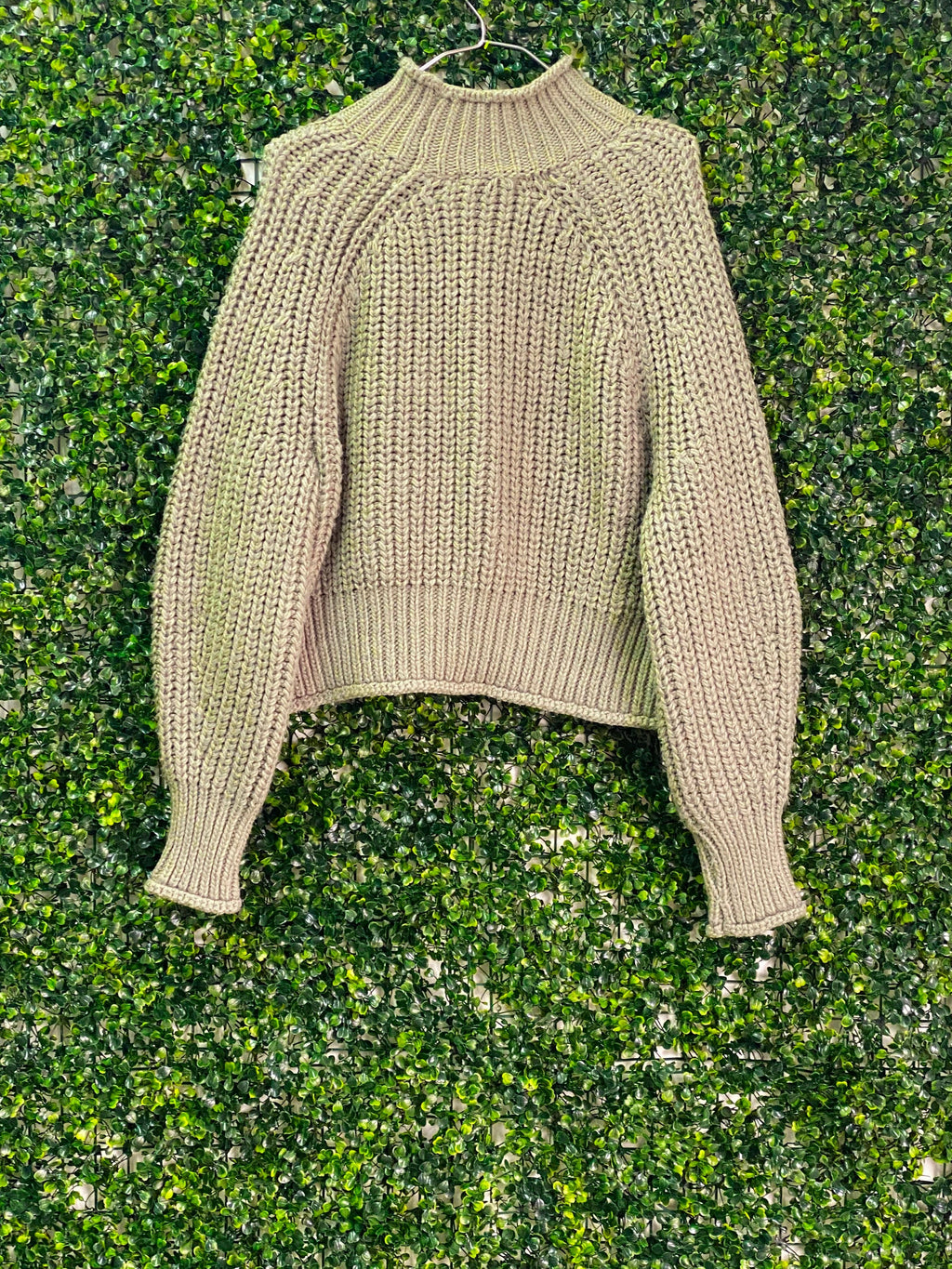 H&M Oatmeal Chunky Knit Balloon Sleeve Sweater — back